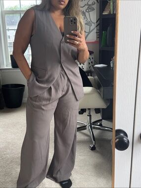 Gap Tailored Vest and High Rise Trouser SET